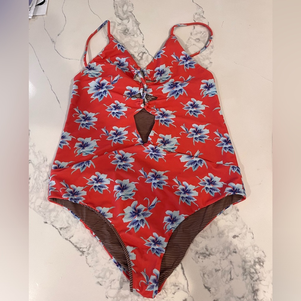 Acacia Vintage Aloha size small